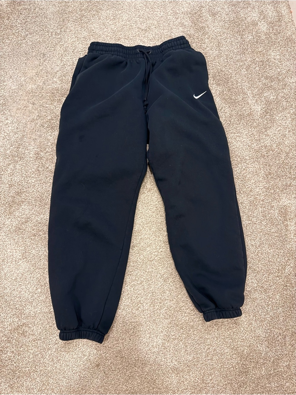 Nike Black Women's M Phoenix Fleece Joggers